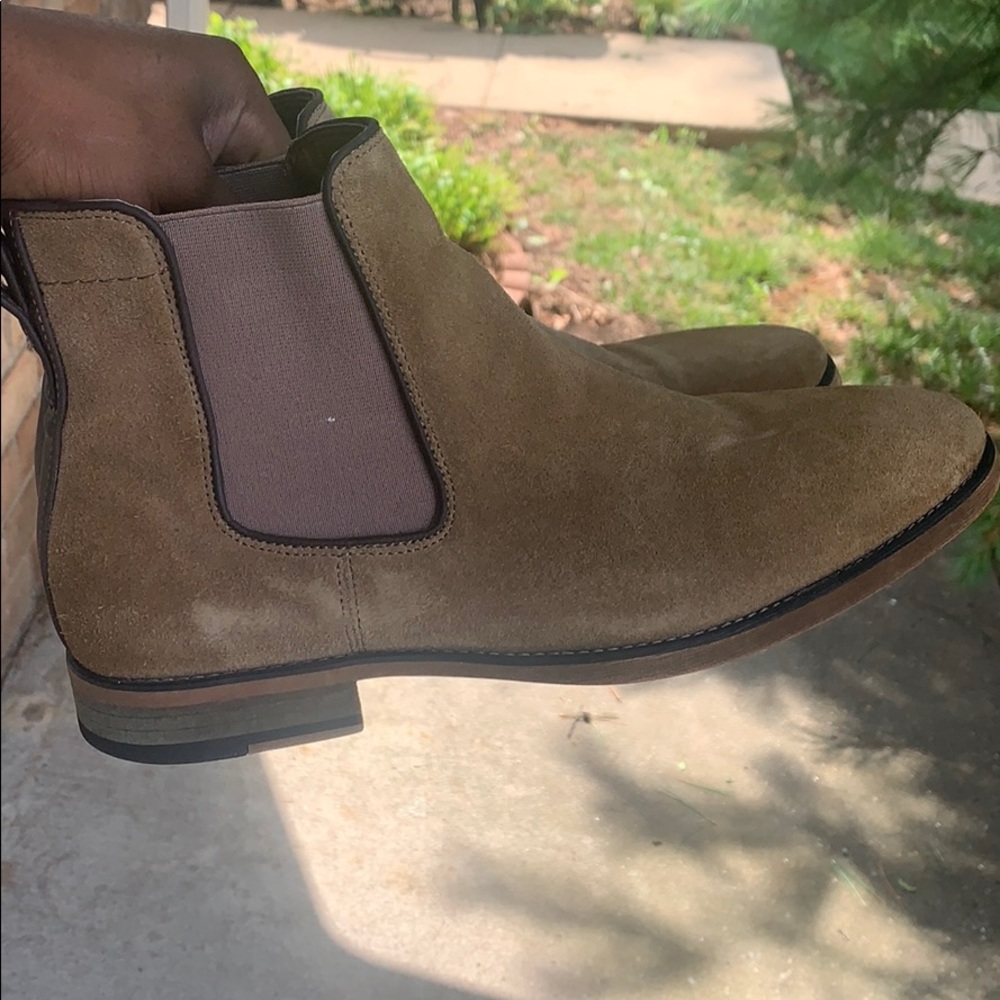 Chelsea boots US size 9